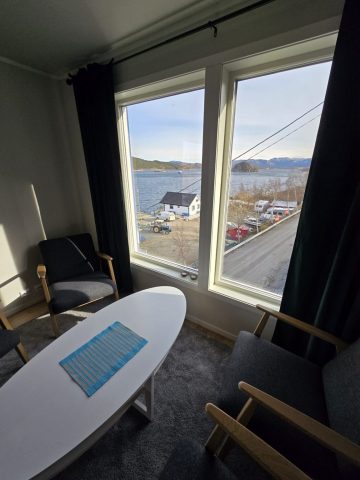 Angelreisen Halver Einvika Leilighet 10a