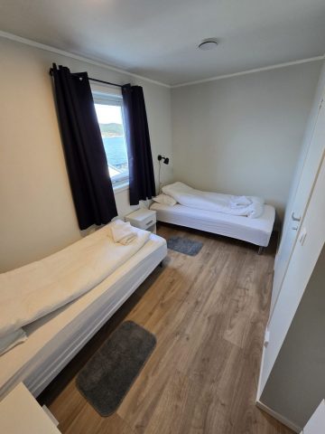 Angelreisen Halver Einvika Leilighet 10a