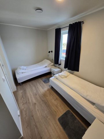 Angelreisen Halver Einvika Leilighet 10b