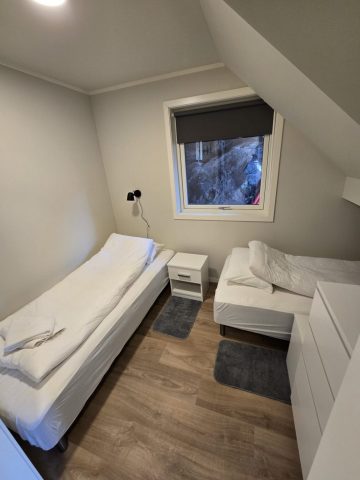 Angelreisen Halver Einvika Leilighet 10b